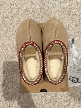 Tasman Uggs - Women’s Brand New Size 9